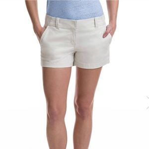 Vineyard Vines shorts